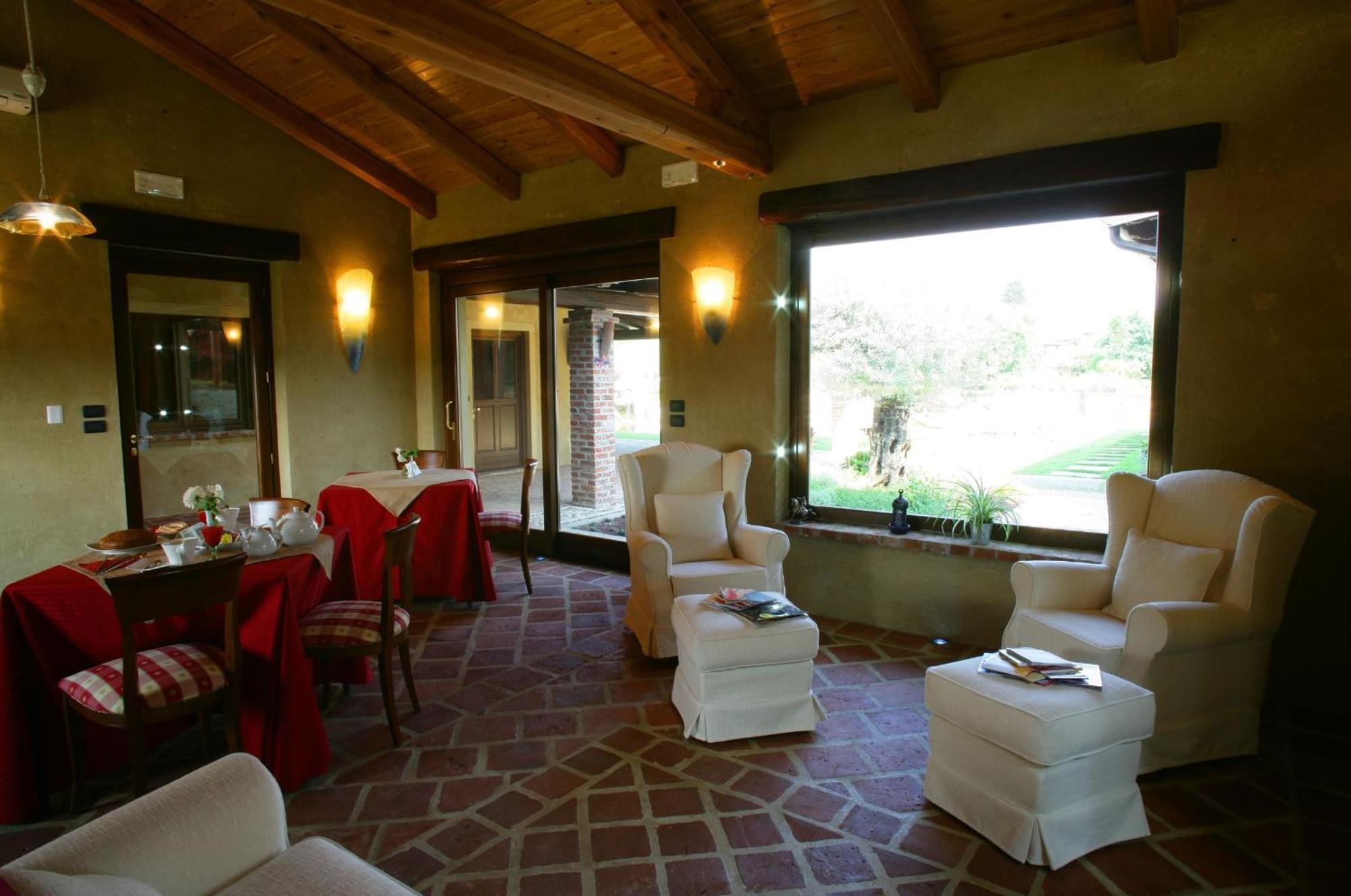 Le Soleil Villa Vigone Buitenkant foto