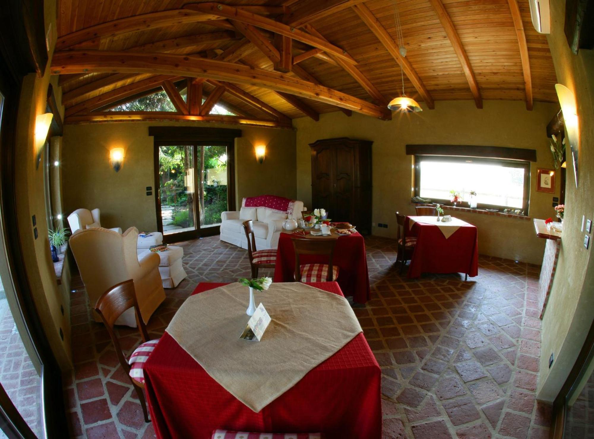 Le Soleil Villa Vigone Buitenkant foto