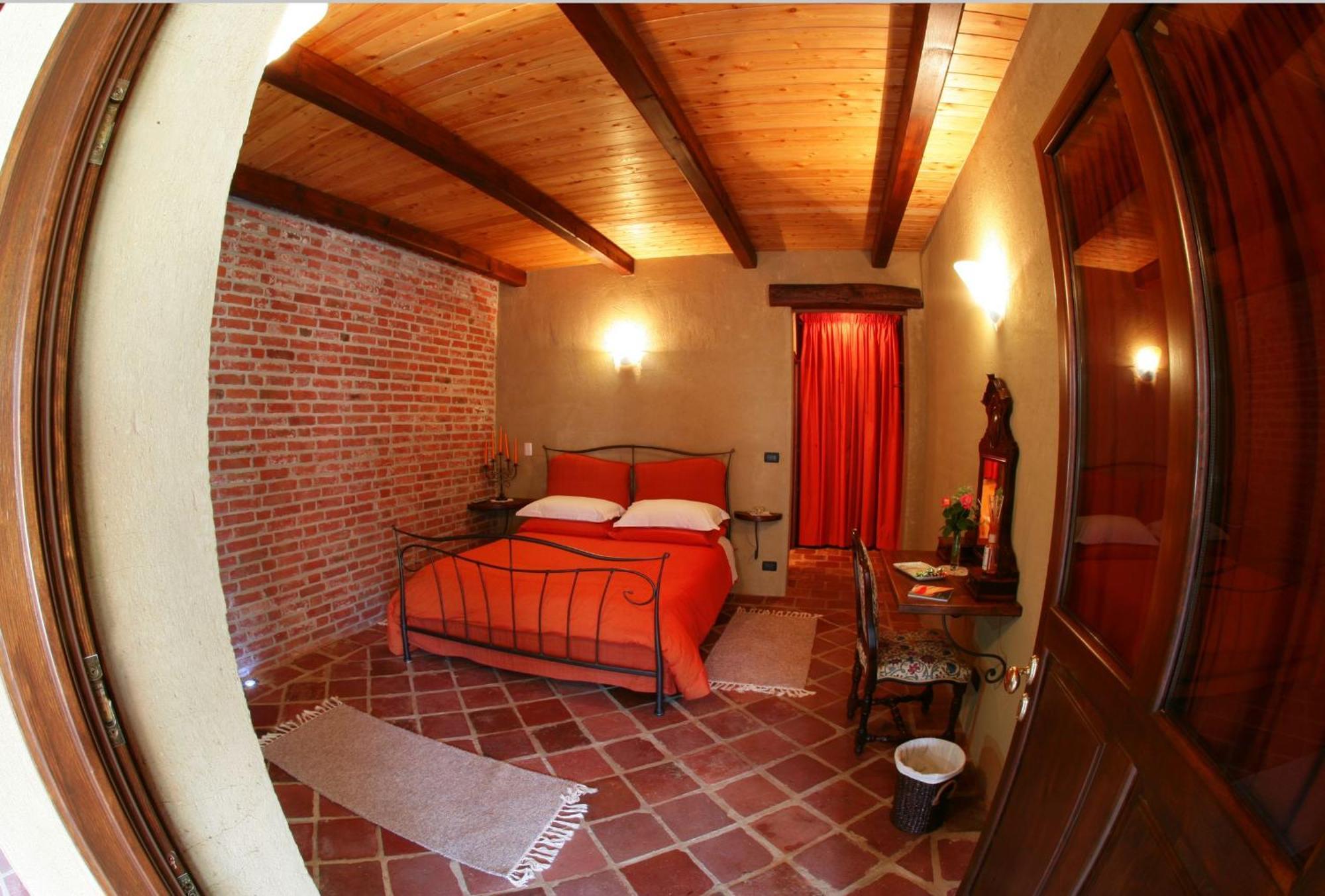Le Soleil Villa Vigone Kamer foto