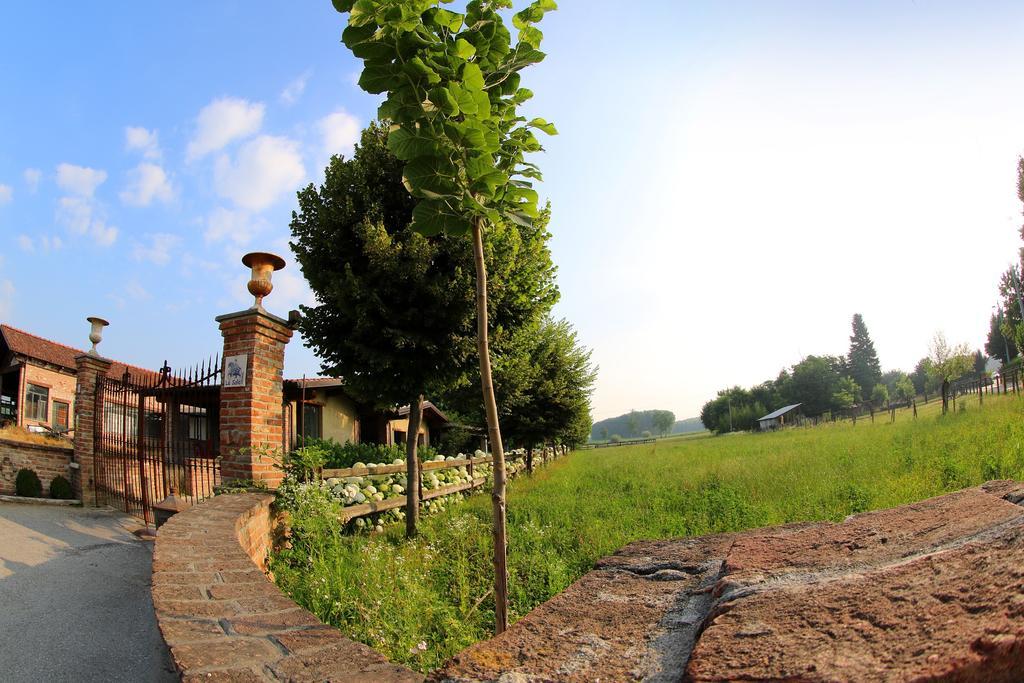 Le Soleil Villa Vigone Buitenkant foto